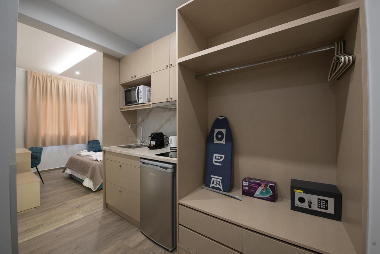 Rob Venture Suites At The Central Of Athens City Экстерьер фото