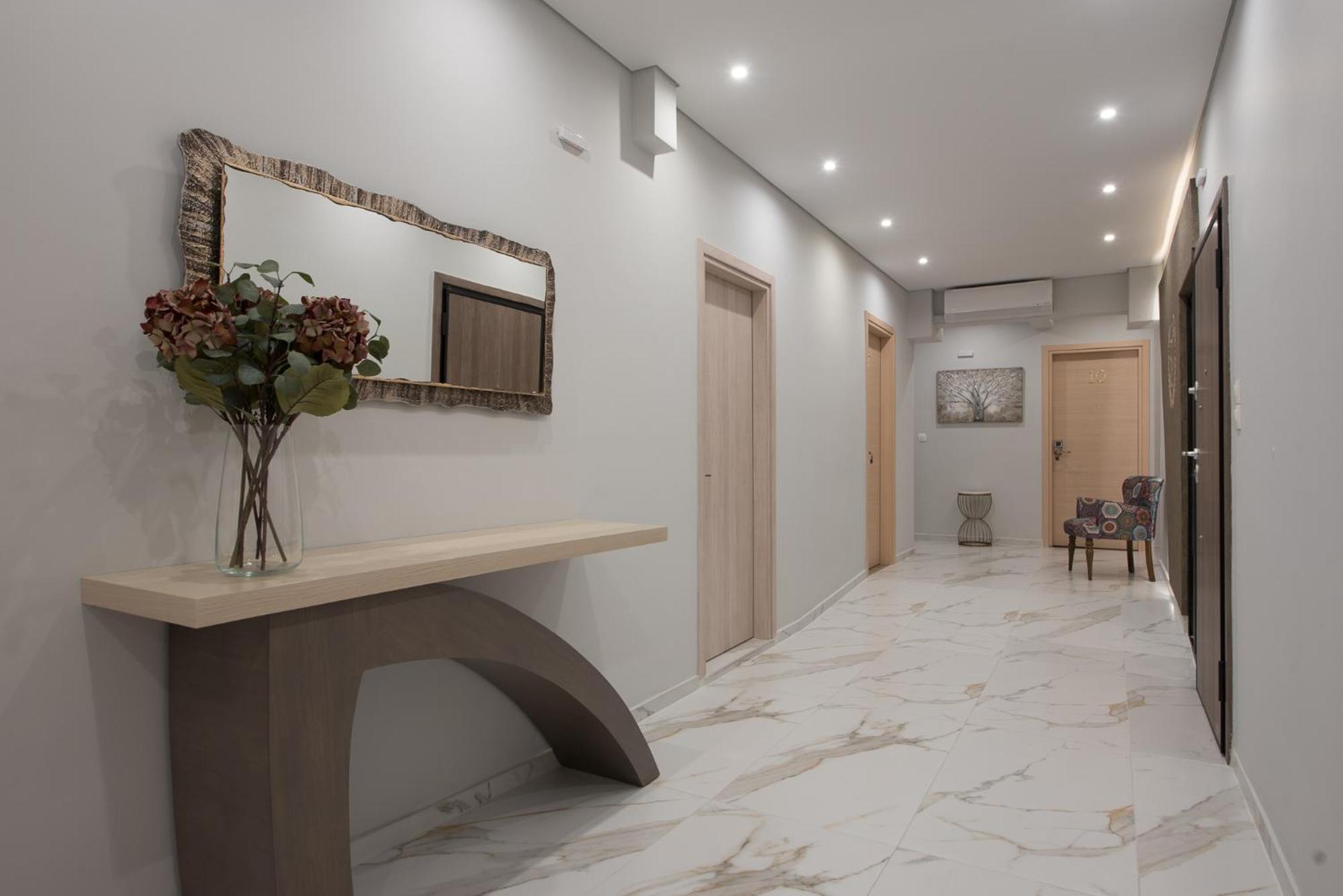 Rob Venture Suites At The Central Of Athens City Экстерьер фото