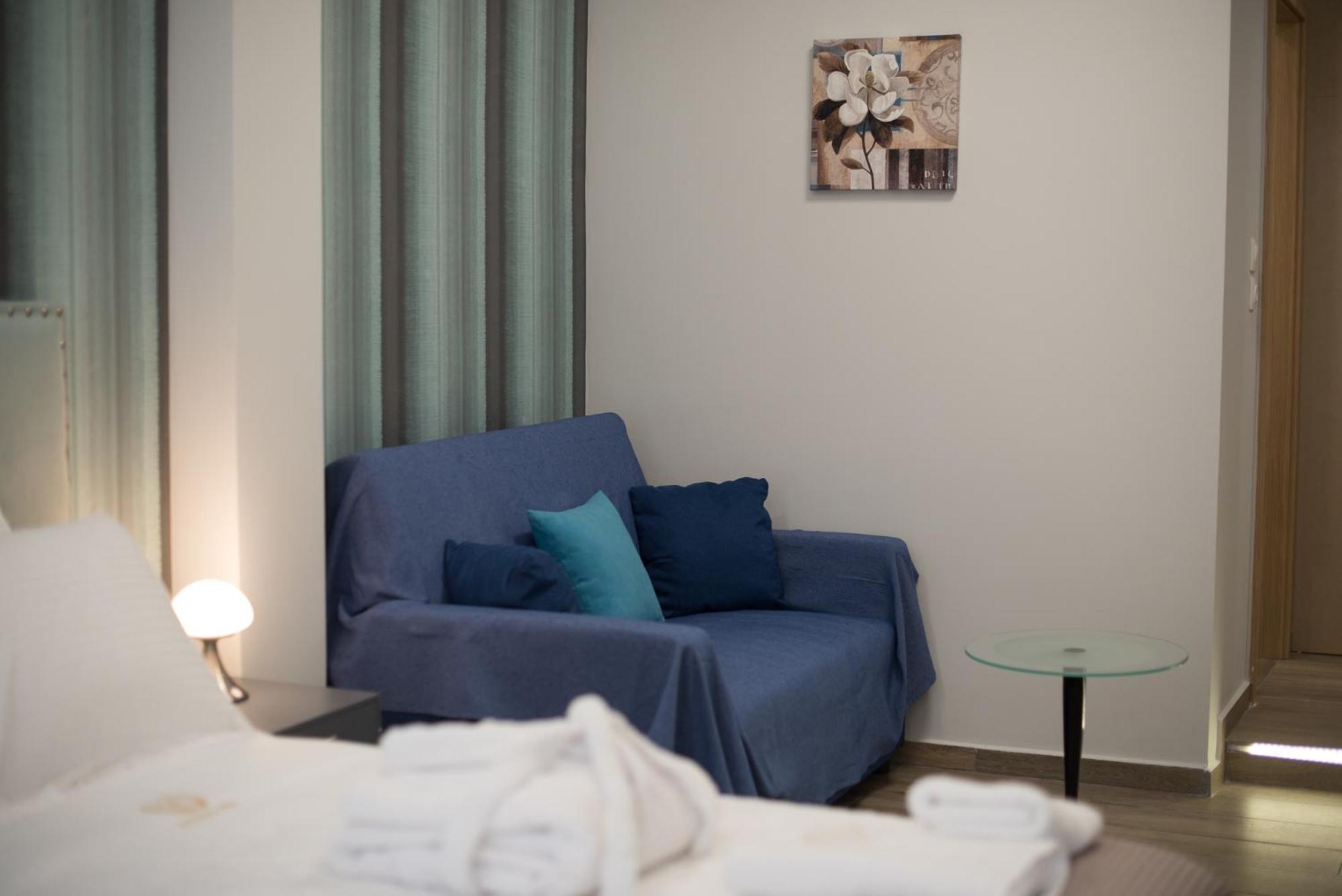 Rob Venture Suites At The Central Of Athens City Экстерьер фото